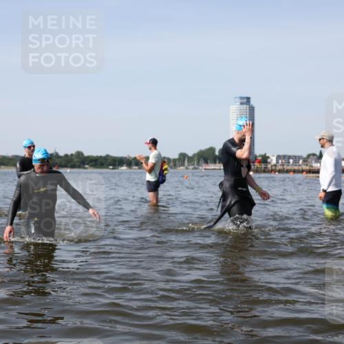 22.06.2025 - Viking Triathlon Michael Strokosch http://msf.ph/oto/8060166 22.06.2025 10:43:06 Schwimmen 31, 66, 109, 110, 128, 133, 167, 186, 309, 328, 358, 450, 489 meine-sportfotos.de