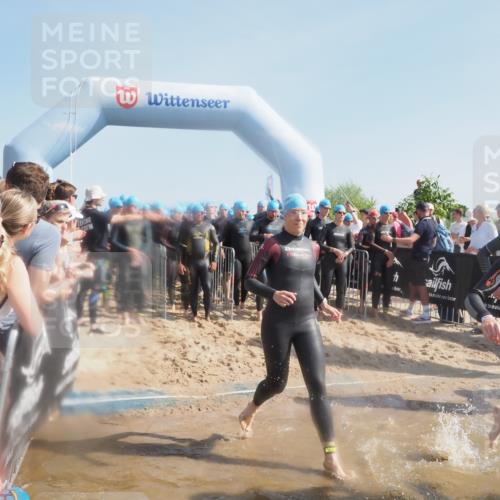 22.06.2025 - Viking Triathlon MichiJ http://msf.ph/oto/8060212 22.06.2025 10:05:32 Schwimmen 22, 150, 167, 181, 210, 228, 314, 437, 439, 462, 538, 601, 603, 654, 655 meine-sportfotos.de