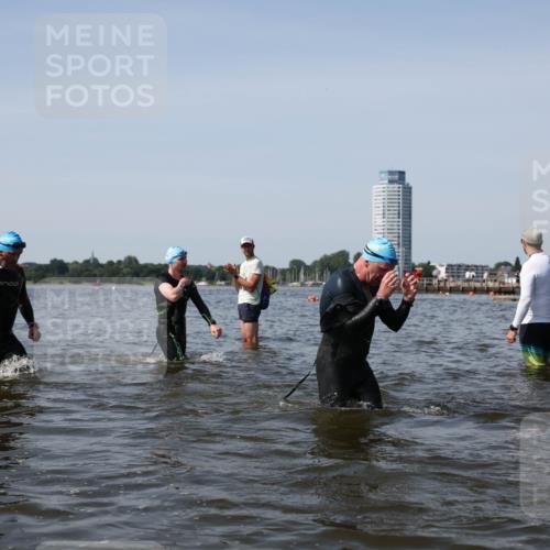 22.06.2025 - Viking Triathlon Michael Strokosch http://msf.ph/oto/8060221 22.06.2025 10:43:11 Schwimmen 31, 66, 109, 110, 115, 128, 167, 186, 309, 328, 358, 450, 483, 489 meine-sportfotos.de