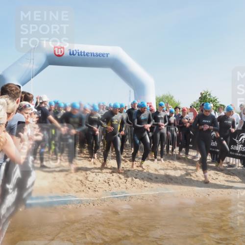 22.06.2025 - Viking Triathlon MichiJ http://msf.ph/oto/8060227 22.06.2025 10:05:35 Schwimmen 22, 65, 83, 150, 167, 181, 210, 361, 439, 462, 511, 538, 553, 603, 654 meine-sportfotos.de