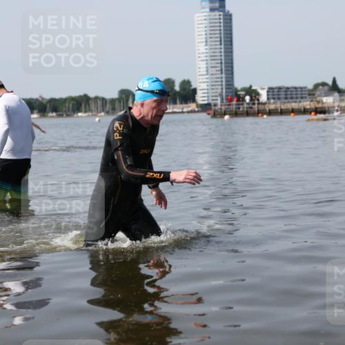 22.06.2025 - Viking Triathlon Michael Strokosch http://msf.ph/oto/8060228 22.06.2025 10:56:49 Schwimmen 363 meine-sportfotos.de