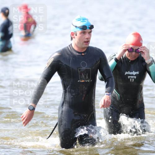 22.06.2025 - Viking Triathlon H.Heesch http://msf.ph/oto/8060230 22.06.2025 10:35:36 Schwimmen 20, 47, 62, 107, 127, 134, 154, 320, 395, 415, 482, 602 meine-sportfotos.de