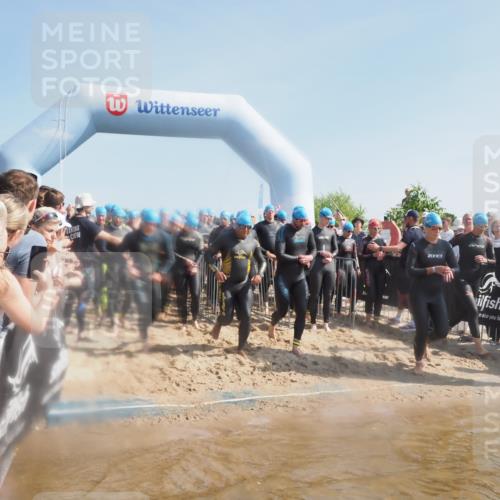 22.06.2025 - Viking Triathlon MichiJ http://msf.ph/oto/8060236 22.06.2025 10:05:35 Schwimmen 22, 65, 83, 150, 167, 181, 210, 361, 439, 462, 511, 538, 553, 603, 654 meine-sportfotos.de