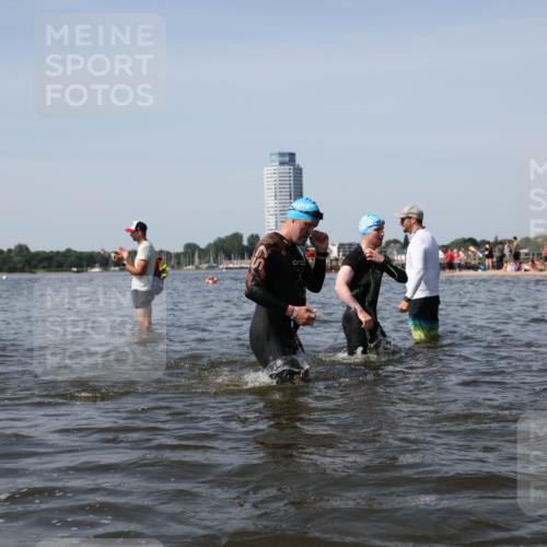 22.06.2025 - Viking Triathlon Michael Strokosch http://msf.ph/oto/8060249 22.06.2025 10:43:13 Schwimmen 31, 66, 109, 110, 115, 128, 167, 186, 328, 358, 483, 489 meine-sportfotos.de