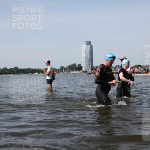 22.06.2025 - Viking Triathlon Michael Strokosch http://msf.ph/oto/8060253 22.06.2025 10:43:13 Schwimmen 31, 66, 109, 110, 115, 128, 167, 186, 328, 358, 483, 489 meine-sportfotos.de
