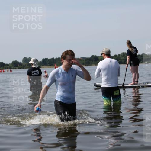 22.06.2025 - Viking Triathlon Michael Strokosch http://msf.ph/oto/8060283 22.06.2025 10:58:00 Schwimmen 357 meine-sportfotos.de