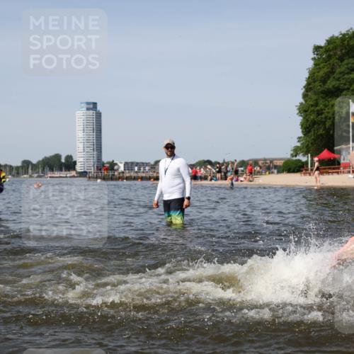 22.06.2025 - Viking Triathlon Michael Strokosch http://msf.ph/oto/8060312 22.06.2025 10:43:16 Schwimmen 31, 109, 110, 115, 167, 257, 328, 358, 483, 489 meine-sportfotos.de