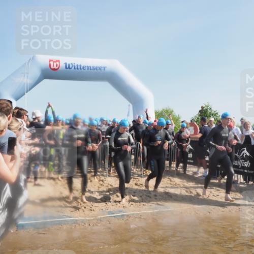 22.06.2025 - Viking Triathlon MichiJ http://msf.ph/oto/8060315 22.06.2025 10:05:40 Schwimmen 22, 65, 83, 135, 194, 210, 361, 379, 439, 462, 511, 517, 553, 603, 653 meine-sportfotos.de