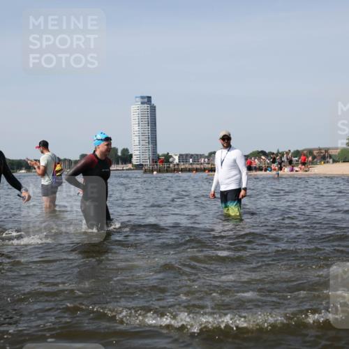 22.06.2025 - Viking Triathlon Michael Strokosch http://msf.ph/oto/8060322 22.06.2025 10:43:17 Schwimmen 31, 109, 110, 115, 167, 257, 328, 358, 483, 489 meine-sportfotos.de