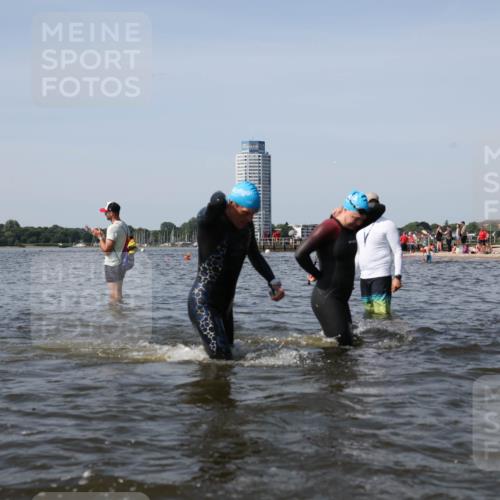 22.06.2025 - Viking Triathlon Michael Strokosch http://msf.ph/oto/8060331 22.06.2025 10:43:18 Schwimmen 31, 109, 110, 115, 167, 257, 328, 358, 483, 489 meine-sportfotos.de