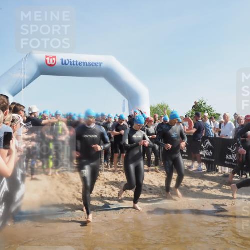 22.06.2025 - Viking Triathlon MichiJ http://msf.ph/oto/8060338 22.06.2025 10:05:40 Schwimmen 22, 65, 83, 135, 194, 210, 361, 379, 439, 462, 511, 517, 553, 603, 653 meine-sportfotos.de