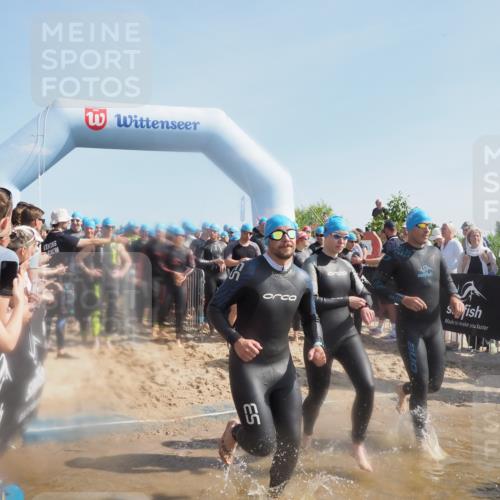 22.06.2025 - Viking Triathlon MichiJ http://msf.ph/oto/8060358 22.06.2025 10:05:41 Schwimmen 22, 65, 83, 135, 194, 210, 361, 379, 439, 462, 511, 517, 553, 603, 653 meine-sportfotos.de
