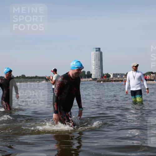 22.06.2025 - Viking Triathlon Michael Strokosch http://msf.ph/oto/8060367 22.06.2025 10:43:26 Schwimmen 115, 257, 483, 501, 620 meine-sportfotos.de