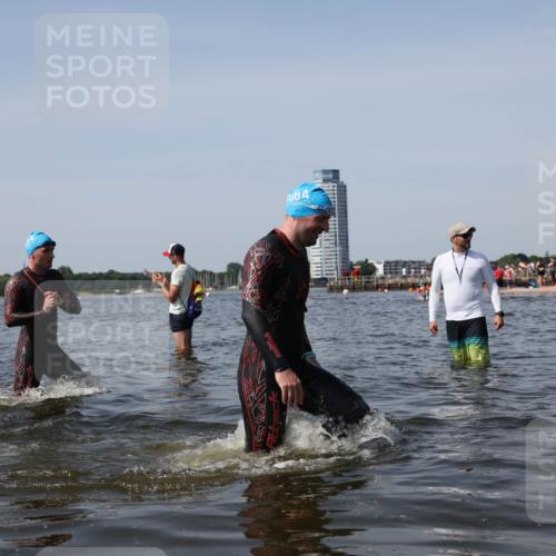 22.06.2025 - Viking Triathlon Michael Strokosch http://msf.ph/oto/8060369 22.06.2025 10:43:27 Schwimmen 115, 257, 483, 501, 620 meine-sportfotos.de