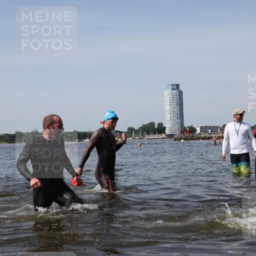 22.06.2025 - Viking Triathlon Michael Strokosch http://msf.ph/oto/8060382 22.06.2025 10:43:28 Schwimmen 115, 257, 483, 501, 620 meine-sportfotos.de