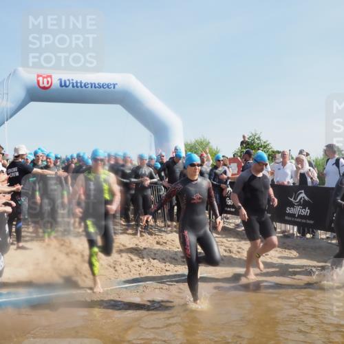 22.06.2025 - Viking Triathlon MichiJ http://msf.ph/oto/8060437 22.06.2025 10:05:47 Schwimmen 65, 83, 128, 135, 194, 211, 275, 361, 379, 511, 517, 530, 553, 633, 653 meine-sportfotos.de