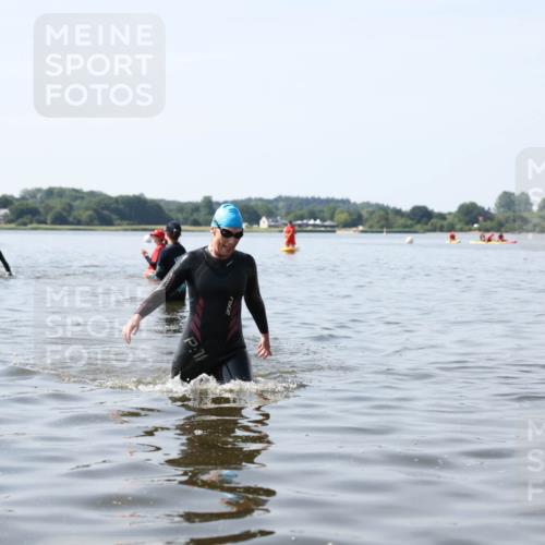 22.06.2025 - Viking Triathlon Michael Strokosch http://msf.ph/oto/8060443 22.06.2025 10:58:40 Schwimmen 268 meine-sportfotos.de