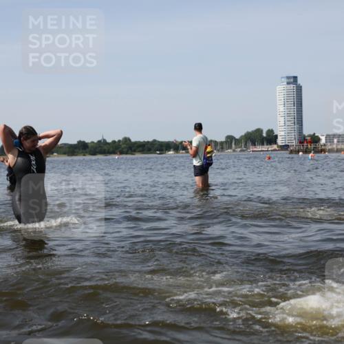 22.06.2025 - Viking Triathlon Michael Strokosch http://msf.ph/oto/8060461 22.06.2025 10:43:41 Schwimmen 410, 480, 531, 620 meine-sportfotos.de