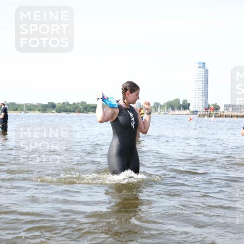22.06.2025 - Viking Triathlon Michael Strokosch http://msf.ph/oto/8060481 22.06.2025 10:43:43 Schwimmen 362, 410, 480, 531 meine-sportfotos.de