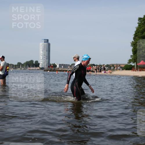22.06.2025 - Viking Triathlon Michael Strokosch http://msf.ph/oto/8060510 22.06.2025 10:43:53 Schwimmen 41, 249, 362, 442, 531, 627 meine-sportfotos.de