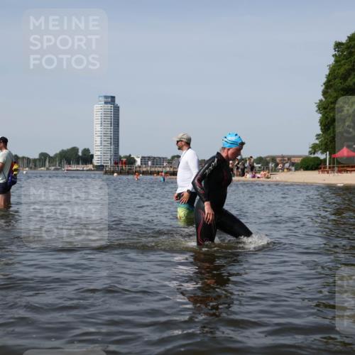 22.06.2025 - Viking Triathlon Michael Strokosch http://msf.ph/oto/8060516 22.06.2025 10:43:53 Schwimmen 41, 249, 362, 442, 531, 627 meine-sportfotos.de
