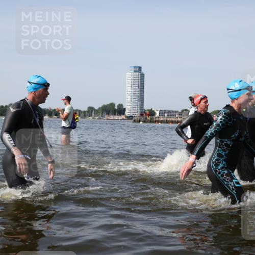 22.06.2025 - Viking Triathlon Michael Strokosch http://msf.ph/oto/8060553 22.06.2025 10:44:01 Schwimmen 41, 123, 249, 343, 362, 442, 627, 637, 650 meine-sportfotos.de