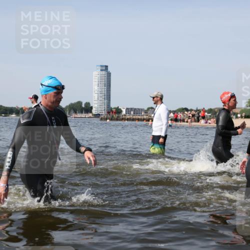 22.06.2025 - Viking Triathlon Michael Strokosch http://msf.ph/oto/8060564 22.06.2025 10:44:02 Schwimmen 41, 123, 249, 343, 362, 442, 627, 637, 650 meine-sportfotos.de