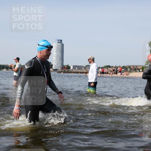 22.06.2025 - Viking Triathlon Michael Strokosch http://msf.ph/oto/8060566 22.06.2025 10:44:02 Schwimmen 41, 123, 249, 343, 362, 442, 627, 637, 650 meine-sportfotos.de