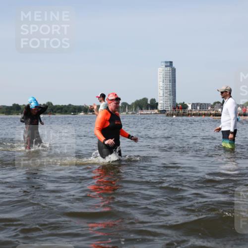 22.06.2025 - Viking Triathlon Michael Strokosch http://msf.ph/oto/8060589 22.06.2025 10:44:05 Schwimmen 41, 123, 249, 343, 439, 442, 467, 627, 637, 650 meine-sportfotos.de