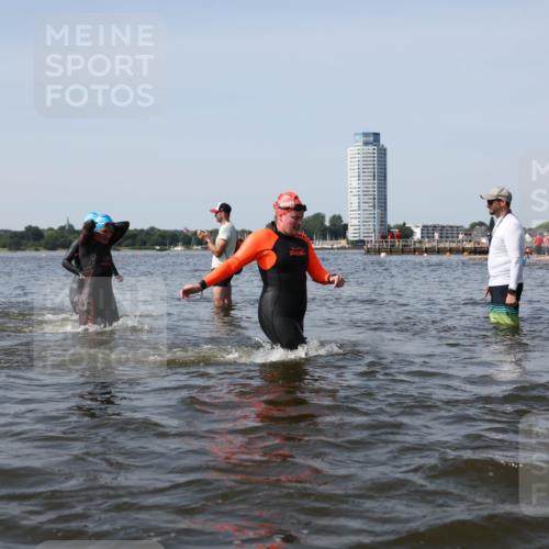 22.06.2025 - Viking Triathlon Michael Strokosch http://msf.ph/oto/8060594 22.06.2025 10:44:06 Schwimmen 41, 123, 249, 343, 439, 442, 467, 627, 637, 650 meine-sportfotos.de