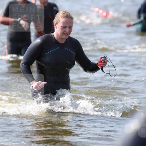 22.06.2025 - Viking Triathlon H.Heesch http://msf.ph/oto/8060595 22.06.2025 10:37:15 Schwimmen 34, 131, 172, 180, 233, 253, 312, 316, 344, 370, 383, 454, 513, 649 meine-sportfotos.de