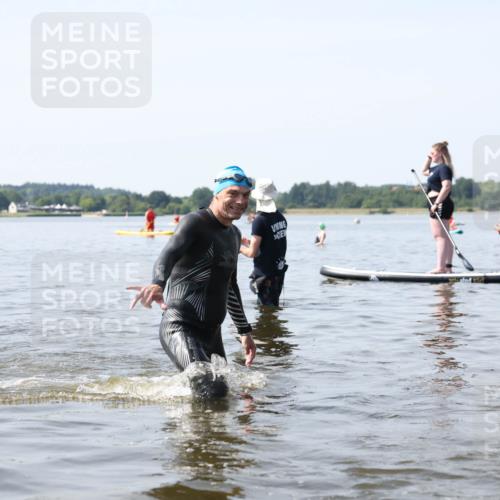 22.06.2025 - Viking Triathlon Michael Strokosch http://msf.ph/oto/8060597 22.06.2025 10:59:06 Schwimmen 222, 234 meine-sportfotos.de