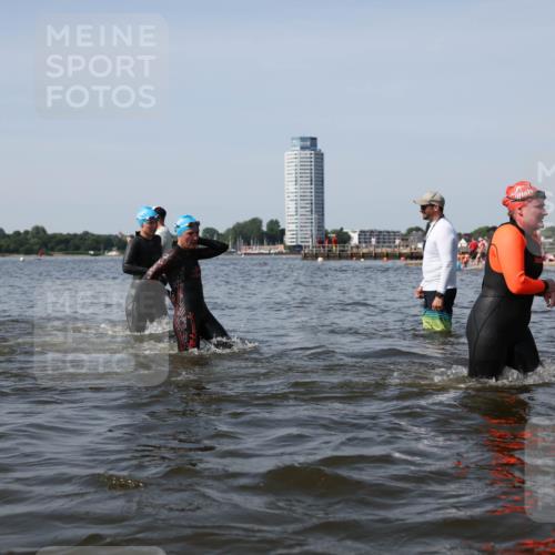 22.06.2025 - Viking Triathlon Michael Strokosch http://msf.ph/oto/8060624 22.06.2025 10:44:07 Schwimmen 41, 123, 249, 343, 439, 442, 467, 627, 637, 650 meine-sportfotos.de