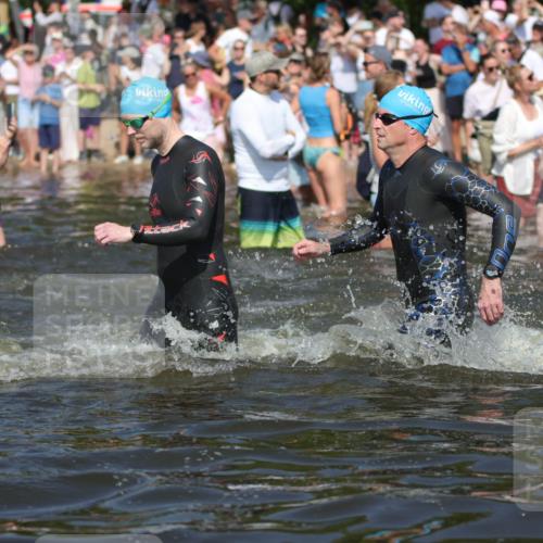 22.06.2025 - Viking Triathlon H.Heesch http://msf.ph/oto/8060657 22.06.2025 10:02:48 Schwimmen 40, 98, 161, 164, 264, 323, 340, 366, 427, 429, 430, 486, 548, 552, 608 meine-sportfotos.de