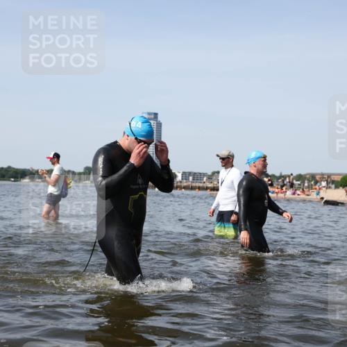 22.06.2025 - Viking Triathlon Michael Strokosch http://msf.ph/oto/8060700 22.06.2025 10:44:14 Schwimmen 103, 123, 130, 343, 439, 442, 467, 637, 650 meine-sportfotos.de
