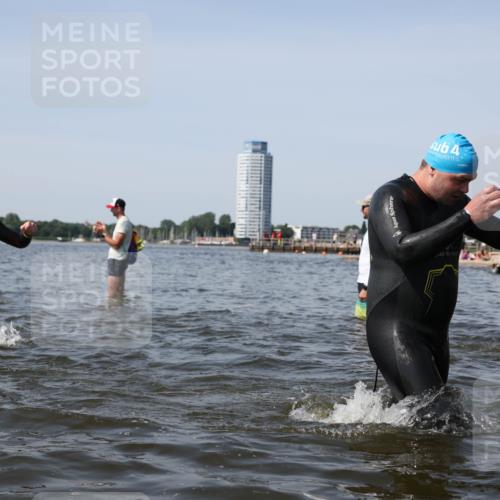 22.06.2025 - Viking Triathlon Michael Strokosch http://msf.ph/oto/8060715 22.06.2025 10:44:15 Schwimmen 103, 123, 130, 343, 439, 467, 637, 650 meine-sportfotos.de