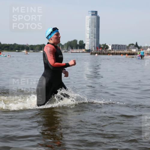 22.06.2025 - Viking Triathlon Michael Strokosch http://msf.ph/oto/8060728 22.06.2025 10:59:31 Schwimmen 459, 476 meine-sportfotos.de