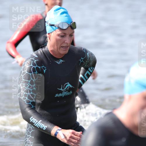 22.06.2025 - Viking Triathlon H.Heesch http://msf.ph/oto/8060737 22.06.2025 10:37:39 Schwimmen 21, 131, 141, 163, 177, 187, 245, 396, 411, 433, 456, 506, 614, 619, 639, 645 meine-sportfotos.de