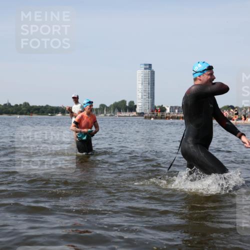 22.06.2025 - Viking Triathlon Michael Strokosch http://msf.ph/oto/8060742 22.06.2025 10:44:17 Schwimmen 103, 123, 130, 343, 439, 467, 650 meine-sportfotos.de