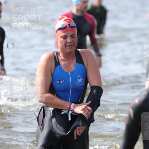 22.06.2025 - Viking Triathlon H.Heesch http://msf.ph/oto/8060762 22.06.2025 10:37:44 Schwimmen 141, 146, 163, 177, 245, 335, 396, 411, 433, 506, 614, 619, 639, 645 meine-sportfotos.de