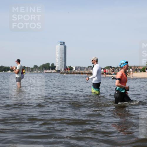22.06.2025 - Viking Triathlon Michael Strokosch http://msf.ph/oto/8060781 22.06.2025 10:44:20 Schwimmen 103, 123, 130, 205, 439, 467, 650 meine-sportfotos.de