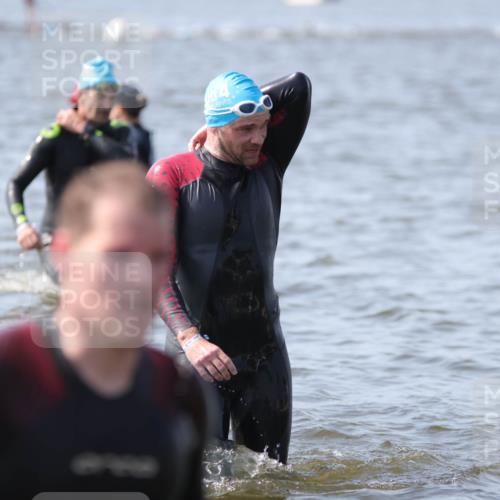 22.06.2025 - Viking Triathlon H.Heesch http://msf.ph/oto/8060791 22.06.2025 10:37:49 Schwimmen 146, 179, 245, 335, 396, 411, 433, 506, 614, 619, 645 meine-sportfotos.de