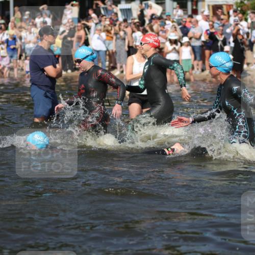 22.06.2025 - Viking Triathlon H.Heesch http://msf.ph/oto/8060799 22.06.2025 10:03:03 Schwimmen 5, 43, 47, 101, 154, 177, 204, 233, 349, 398, 475, 478, 554, 602, 632 meine-sportfotos.de