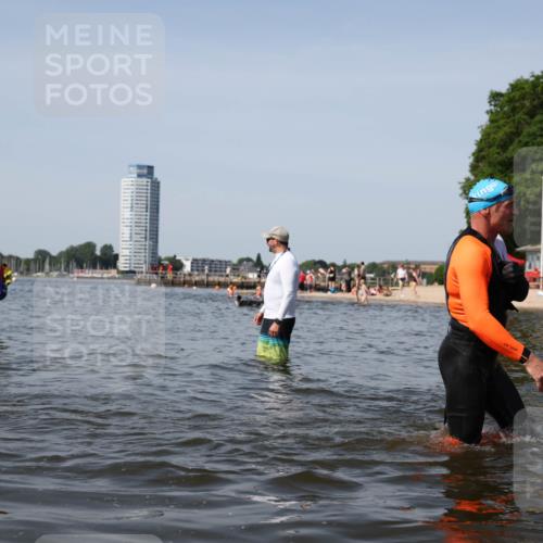 22.06.2025 - Viking Triathlon Michael Strokosch http://msf.ph/oto/8060821 22.06.2025 10:44:28 Schwimmen 103, 130, 205, 219 meine-sportfotos.de
