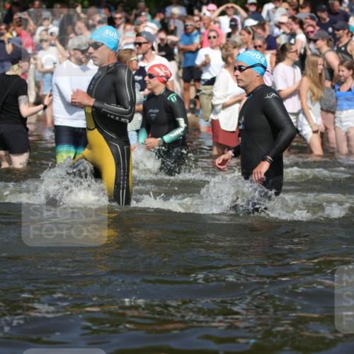 22.06.2025 - Viking Triathlon H.Heesch http://msf.ph/oto/8060839 22.06.2025 10:03:07 Schwimmen 47, 101, 177, 187, 204, 208, 233, 334, 349, 398, 478, 505, 524, 602, 632 meine-sportfotos.de