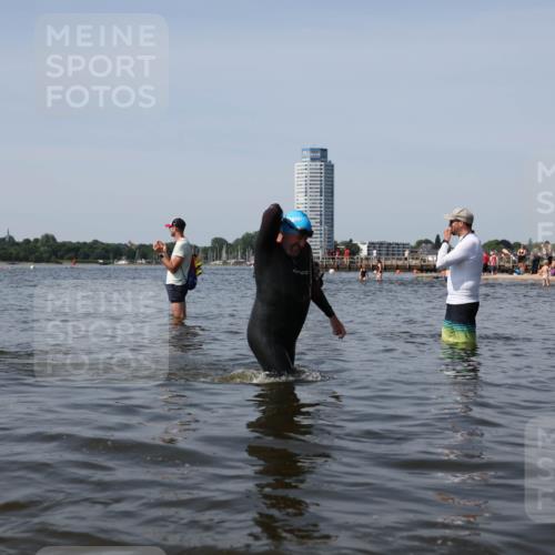 22.06.2025 - Viking Triathlon Michael Strokosch http://msf.ph/oto/8060889 22.06.2025 10:44:40 Schwimmen 18, 205, 219, 440, 446 meine-sportfotos.de