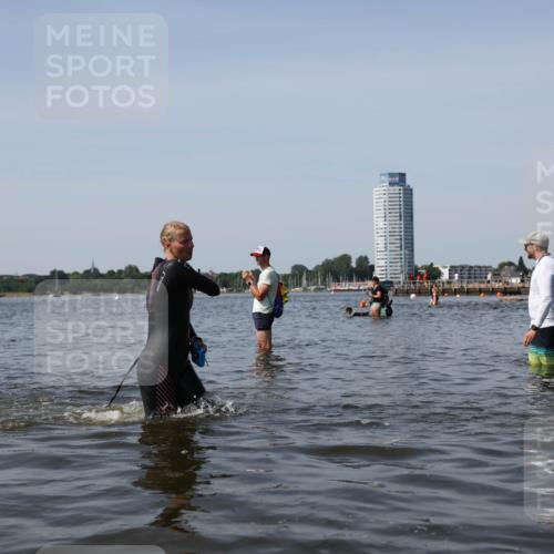 22.06.2025 - Viking Triathlon Michael Strokosch http://msf.ph/oto/8060912 22.06.2025 10:44:42 Schwimmen 18, 219, 440, 446 meine-sportfotos.de