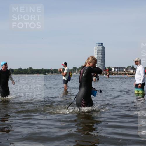 22.06.2025 - Viking Triathlon Michael Strokosch http://msf.ph/oto/8060923 22.06.2025 10:44:43 Schwimmen 18, 219, 440, 446 meine-sportfotos.de