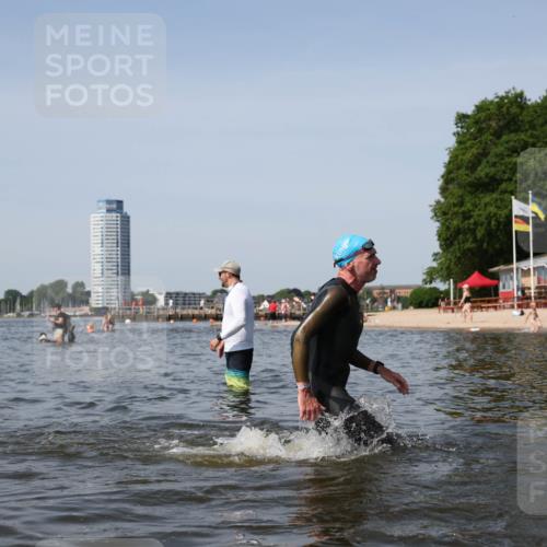 22.06.2025 - Viking Triathlon Michael Strokosch http://msf.ph/oto/8060958 22.06.2025 10:44:47 Schwimmen 18, 440, 446, 638, 653 meine-sportfotos.de