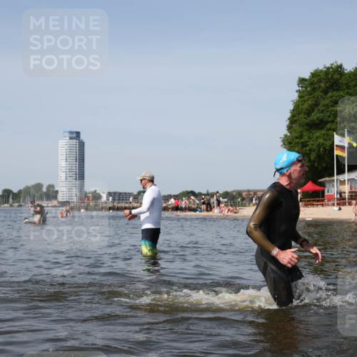 22.06.2025 - Viking Triathlon Michael Strokosch http://msf.ph/oto/8060962 22.06.2025 10:44:47 Schwimmen 18, 440, 446, 638, 653 meine-sportfotos.de
